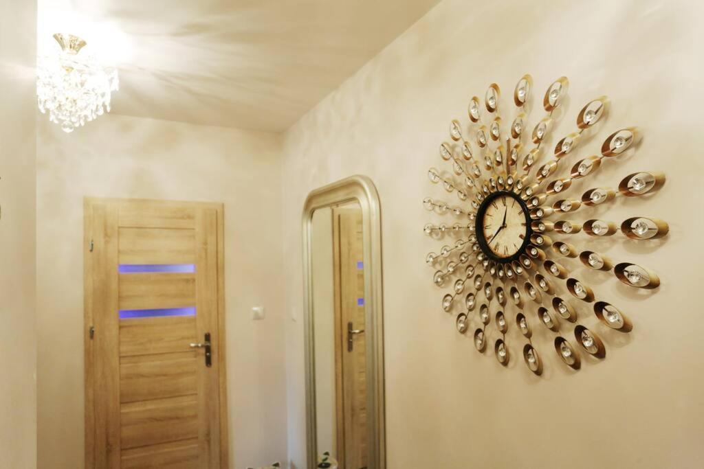 Ekskluzywny Apartament W Centrum Z Balkonem I Parkingiem Krakow Bagian luar foto