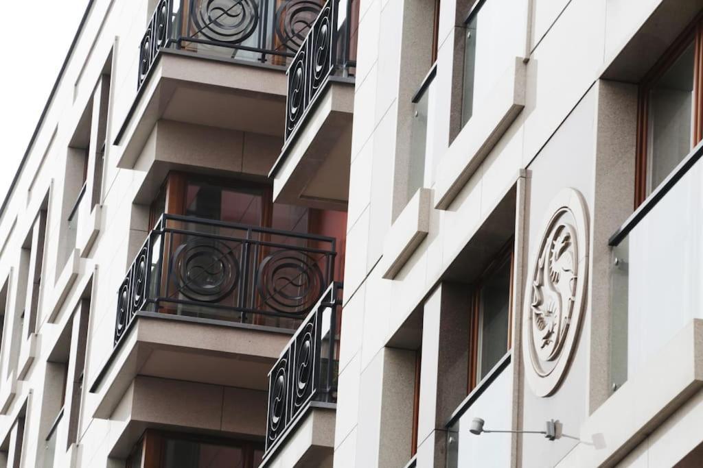 Ekskluzywny Apartament W Centrum Z Balkonem I Parkingiem Krakow Bagian luar foto
