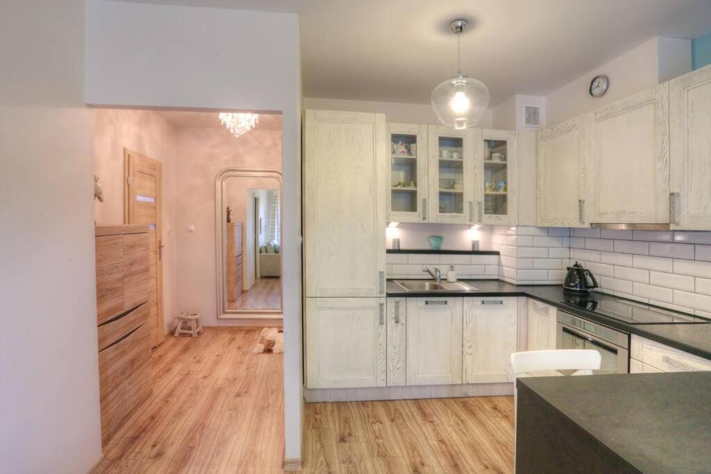 Ekskluzywny Apartament W Centrum Z Balkonem I Parkingiem Krakow Bagian luar foto